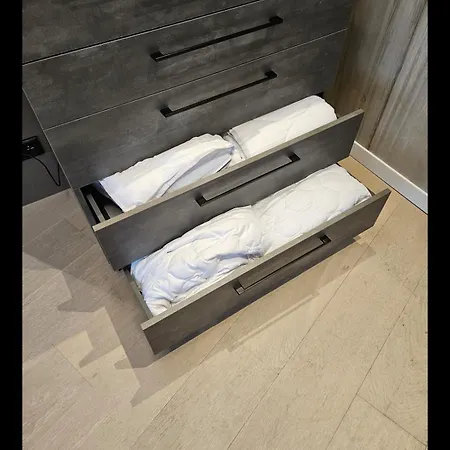 Happy Vip Lounge, Self Check-in, Parking * Wilna