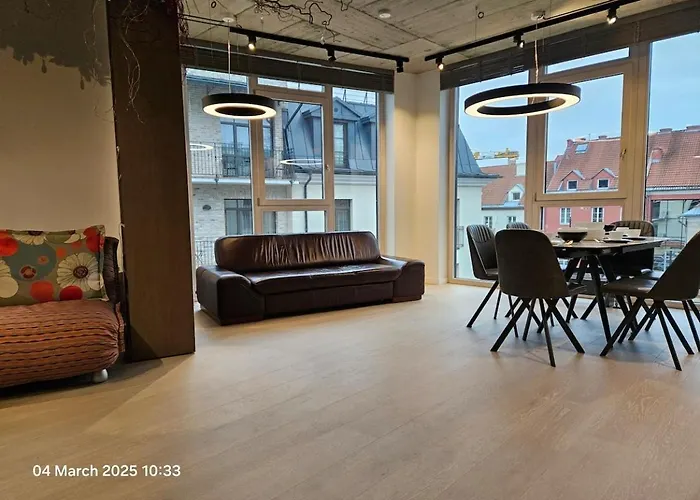 Happy Vip Lounge, Self Check-in, Parking Appartement *