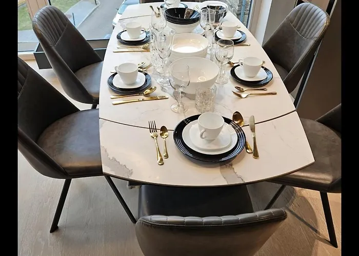 Happy Vip Lounge, Self Check-in, Parking Appartement