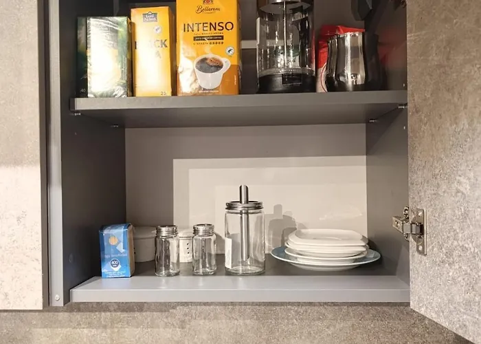 Happy Vip Lounge, Self Check-in, Parking * Vilnius