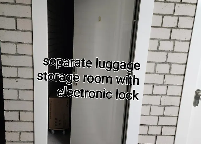 Happy Vip Lounge, Self Check-in, Parking * 维尔纽斯