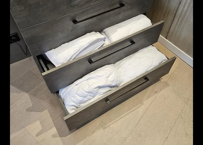 Happy Vip Lounge, Self Check-in, Parking * 维尔纽斯