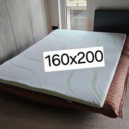 Happy Vip Lounge, Self Check-in, Parking * ヴィリニュス